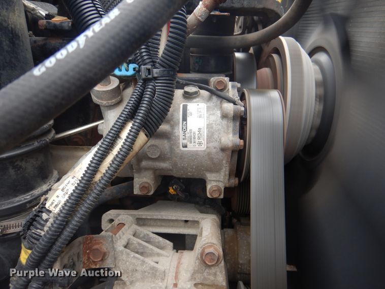 image for item DL0076 2010 International 7400 WorkStar  dump truck