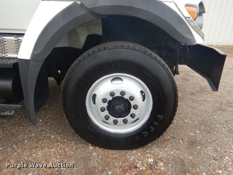 image for item DL0076 2010 International 7400 WorkStar  dump truck