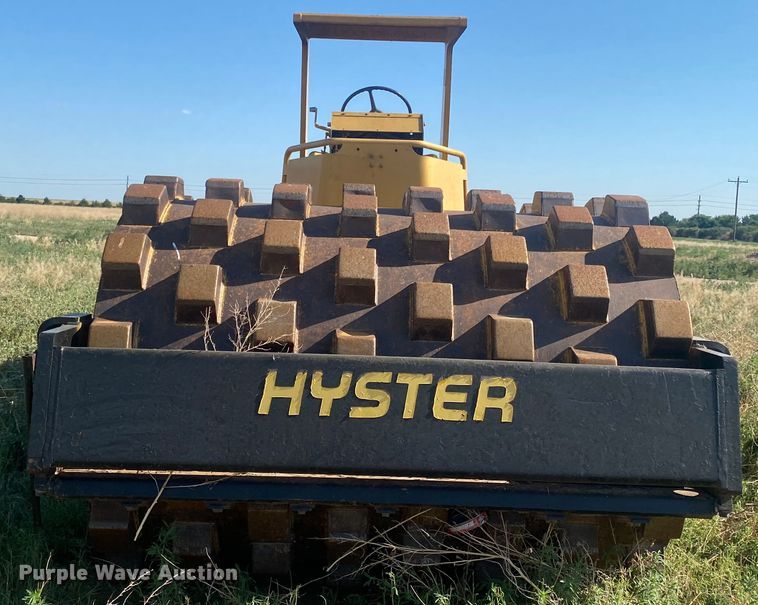 image for item DL0409 Hyster C852A  single drum vibratory roller