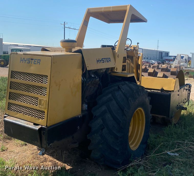 image for item DL0409 Hyster C852A  single drum vibratory roller