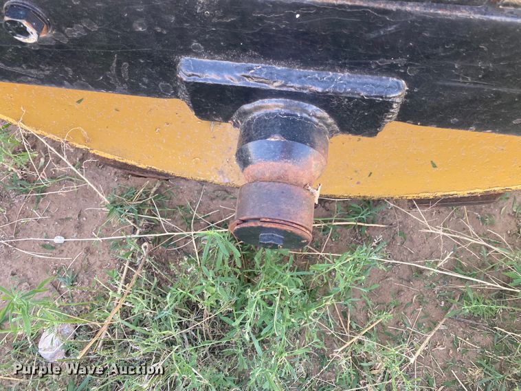 image for item DL0409 Hyster C852A  single drum vibratory roller