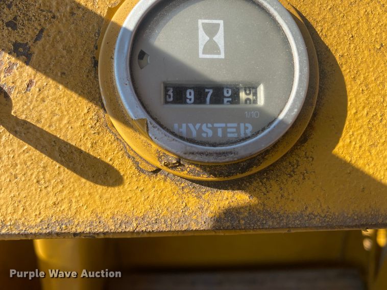 image for item DL0409 Hyster C852A  single drum vibratory roller