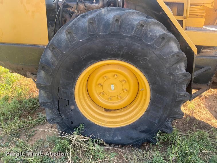 image for item DL0409 Hyster C852A  single drum vibratory roller