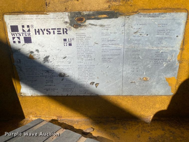 image for item DL0409 Hyster C852A  single drum vibratory roller