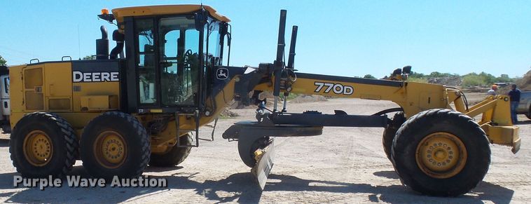 image for item DL0995 2008 John Deere 770D  motor grader