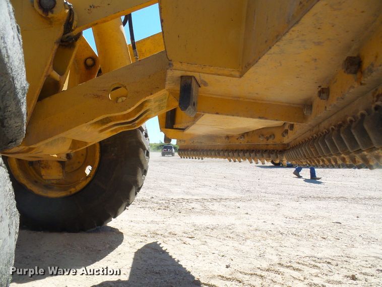 image for item DL0995 2008 John Deere 770D  motor grader