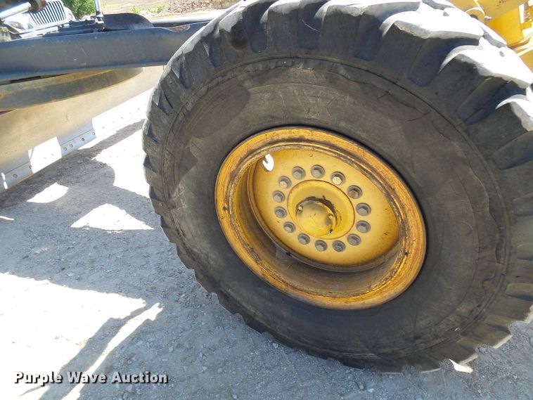 image for item DL0995 2008 John Deere 770D  motor grader