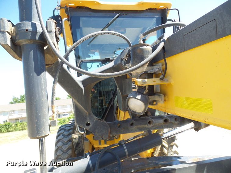 image for item DL0995 2008 John Deere 770D  motor grader