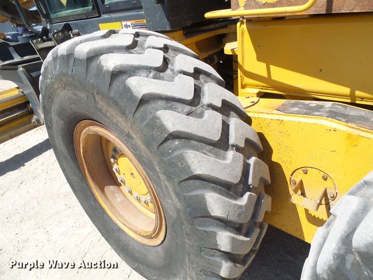 image for item DL0995 2008 John Deere 770D  motor grader