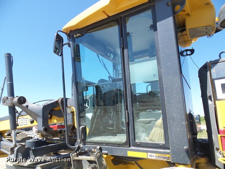 image for item DL0995 2008 John Deere 770D  motor grader