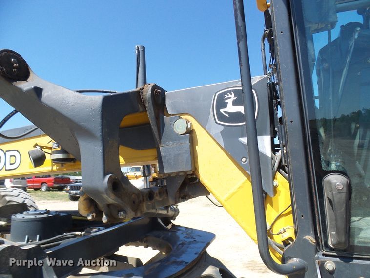 image for item DL0995 2008 John Deere 770D  motor grader