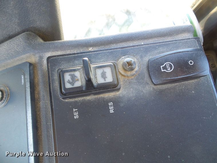 image for item DL0995 2008 John Deere 770D  motor grader