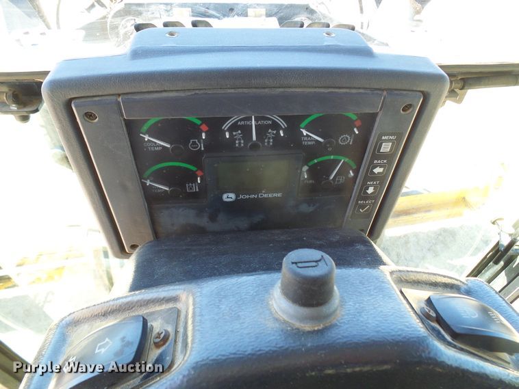 image for item DL0995 2008 John Deere 770D  motor grader