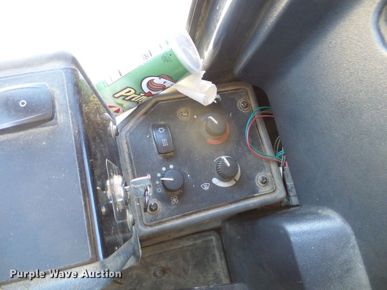 image for item DL0995 2008 John Deere 770D  motor grader