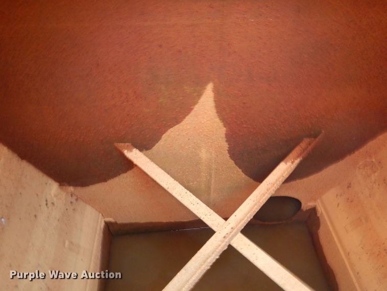 image for item DL3310 Terex 43LOT  water wagon