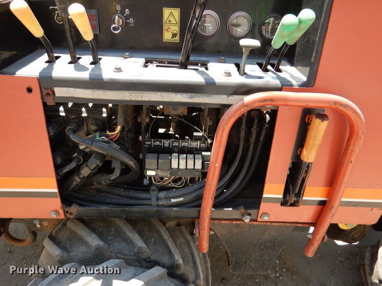 image for item DL3320 2005 Ditch Witch 410SX  trencher