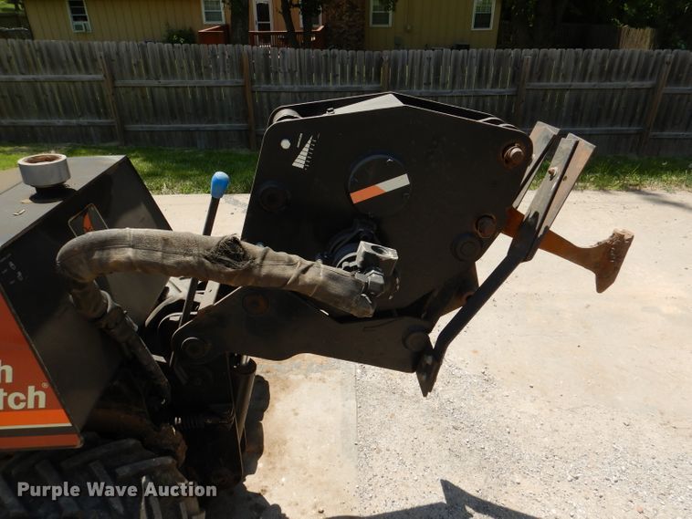 image for item DL3320 2005 Ditch Witch 410SX  trencher