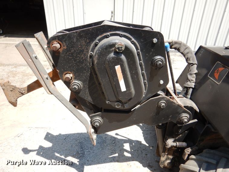 image for item DL3320 2005 Ditch Witch 410SX  trencher