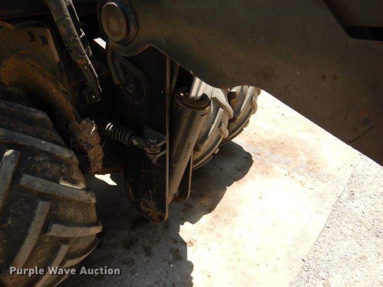 image for item DL3320 2005 Ditch Witch 410SX  trencher