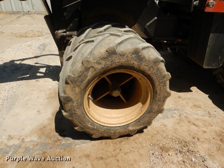 image for item DL3320 2005 Ditch Witch 410SX  trencher