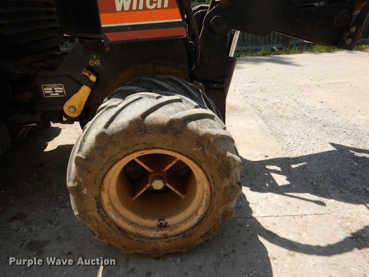 image for item DL3320 2005 Ditch Witch 410SX  trencher