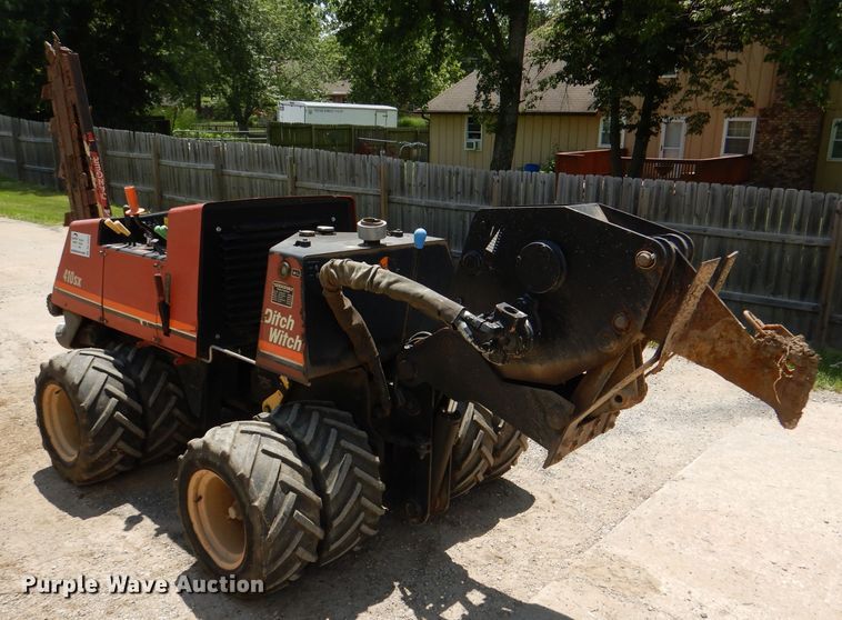 image for item DL3321 2008 Ditch Witch 410SX  trencher