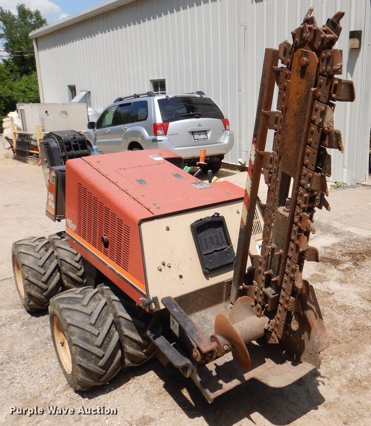 image for item DL3321 2008 Ditch Witch 410SX  trencher