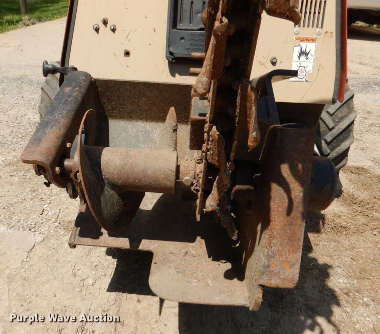 image for item DL3321 2008 Ditch Witch 410SX  trencher