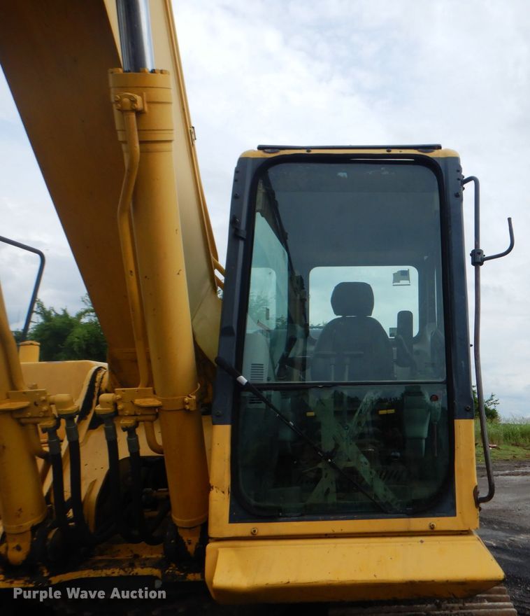 image for item DL4986 2004 Komatsu PC300LC-7L  excavator