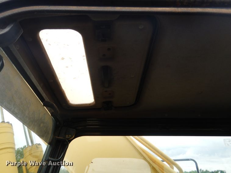 image for item DL4986 2004 Komatsu PC300LC-7L  excavator