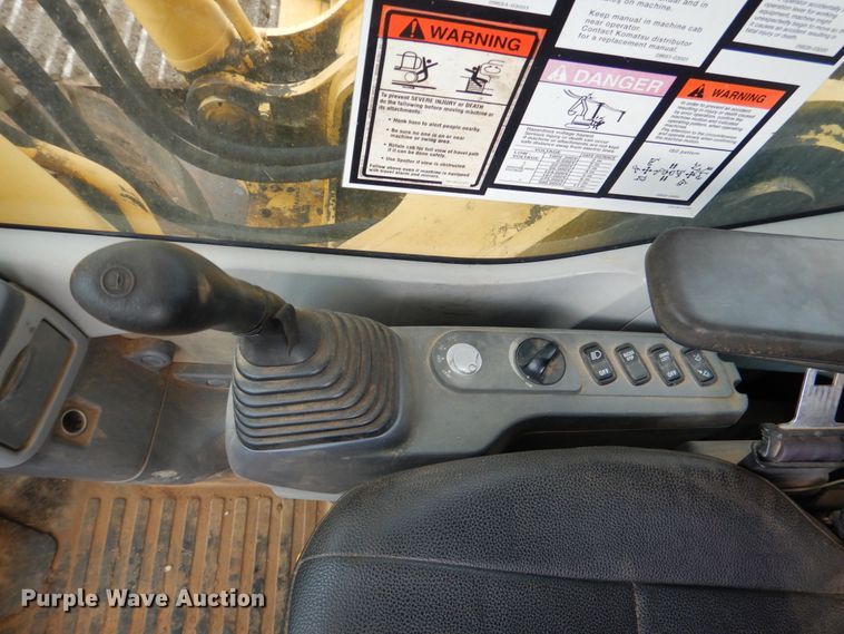 image for item DL4986 2004 Komatsu PC300LC-7L  excavator