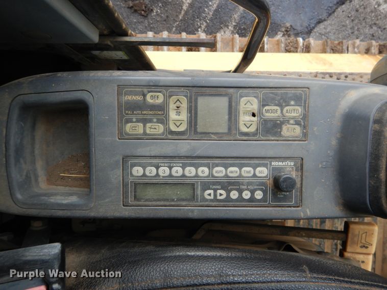 image for item DL4986 2004 Komatsu PC300LC-7L  excavator