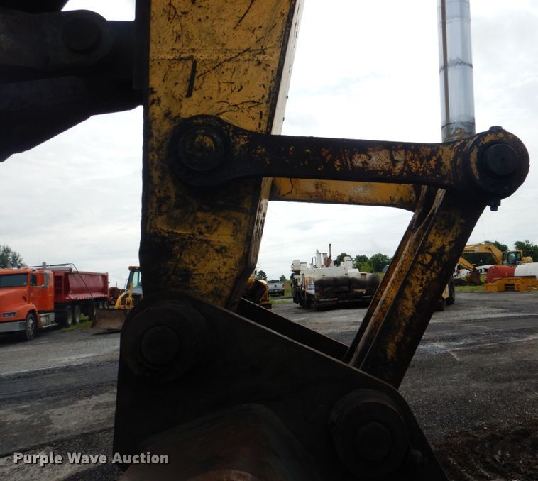 image for item DL4986 2004 Komatsu PC300LC-7L  excavator