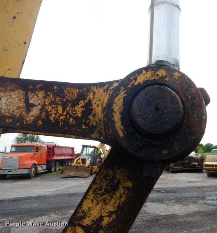 image for item DL4986 2004 Komatsu PC300LC-7L  excavator