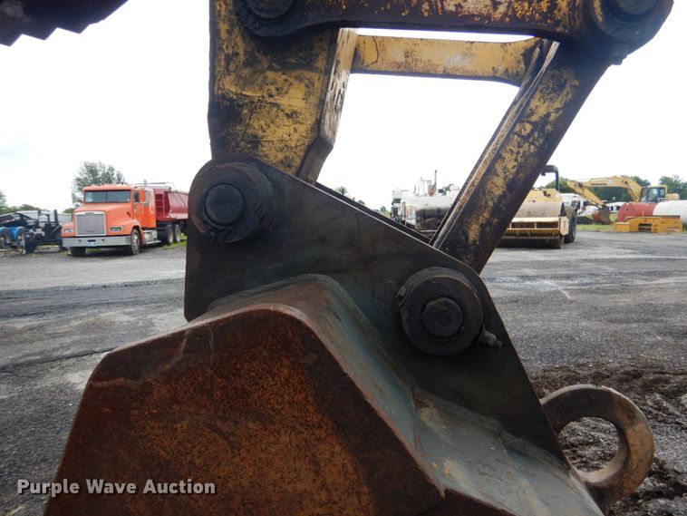 image for item DL4986 2004 Komatsu PC300LC-7L  excavator