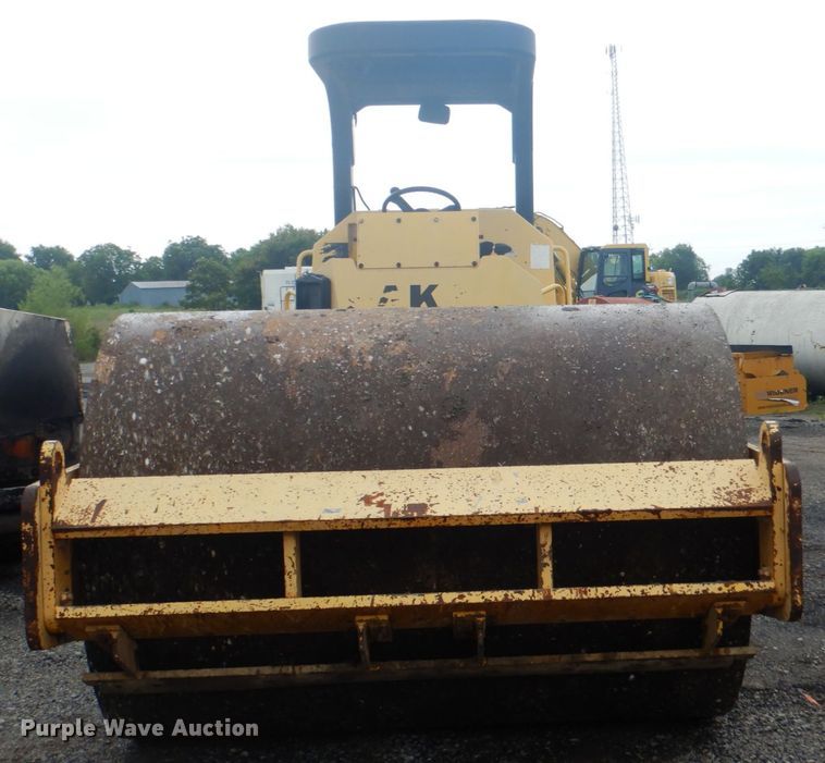 image for item DL4987 2008 Sakai America Inc SV505D  single drum vibratory roller