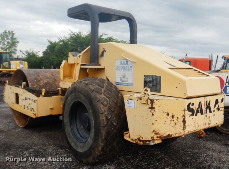 image for item DL4987 2008 Sakai America Inc SV505D  single drum vibratory roller