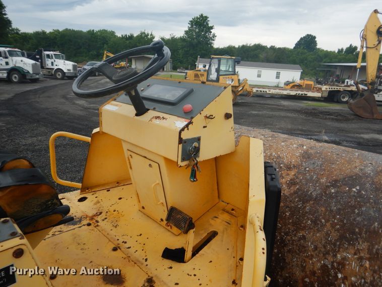 image for item DL4987 2008 Sakai America Inc SV505D  single drum vibratory roller