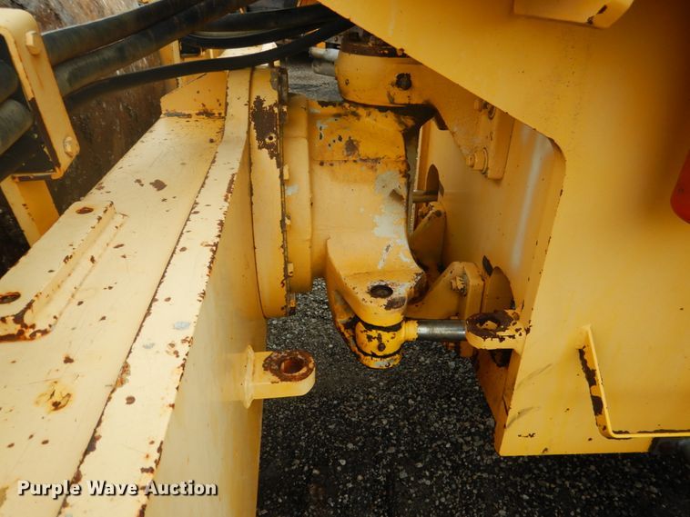 image for item DL4987 2008 Sakai America Inc SV505D  single drum vibratory roller