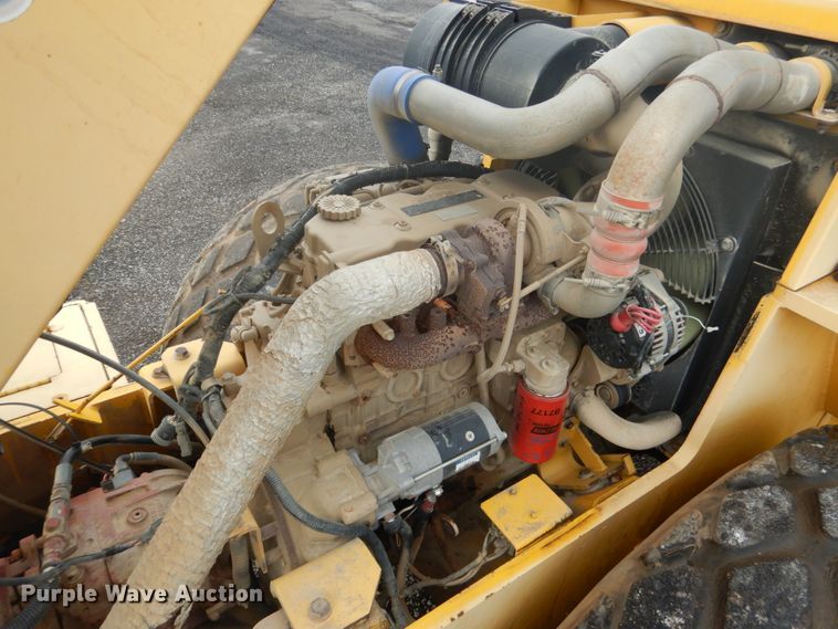 image for item DL4987 2008 Sakai America Inc SV505D  single drum vibratory roller