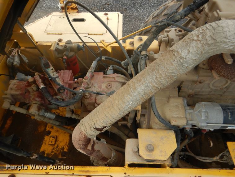 image for item DL4987 2008 Sakai America Inc SV505D  single drum vibratory roller