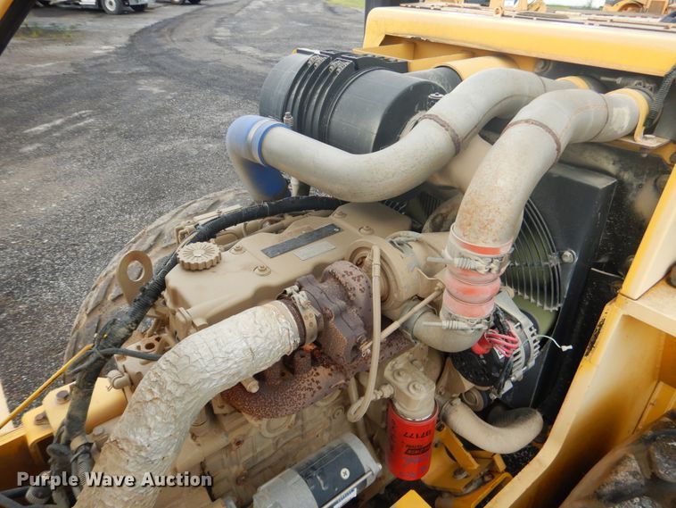 image for item DL4987 2008 Sakai America Inc SV505D  single drum vibratory roller