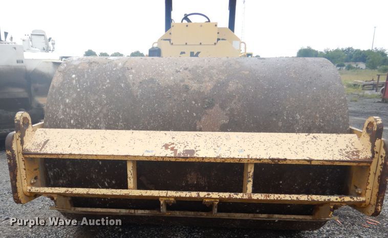 image for item DL4987 2008 Sakai America Inc SV505D  single drum vibratory roller