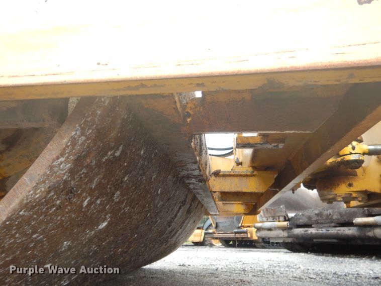 image for item DL4987 2008 Sakai America Inc SV505D  single drum vibratory roller