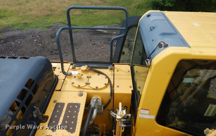 image for item DL4991 2014 Komatsu PC360LC-10  excavator