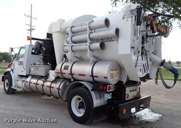 image for item DL7597 2009 Sterling L7500  vacuum truck