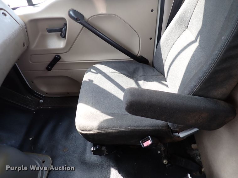 image for item DL7597 2009 Sterling L7500  vacuum truck