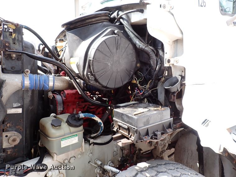 image for item DL7597 2009 Sterling L7500  vacuum truck