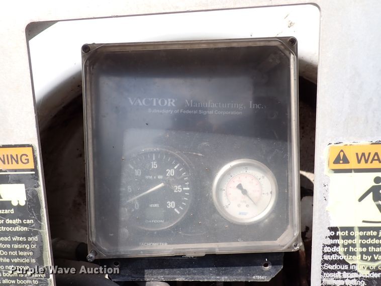 image for item DL7597 2009 Sterling L7500  vacuum truck