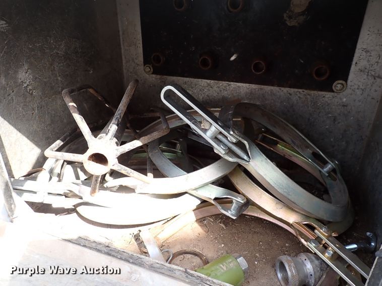 image for item DL7597 2009 Sterling L7500  vacuum truck